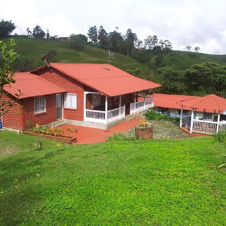 La Gaviota Bnb Bed & Breakfast Filandia Eksteriør bilde